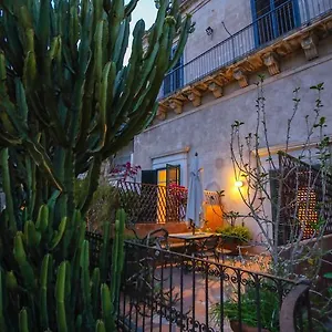 https://lorangerie-modica.sicilyhotelsitaly.net