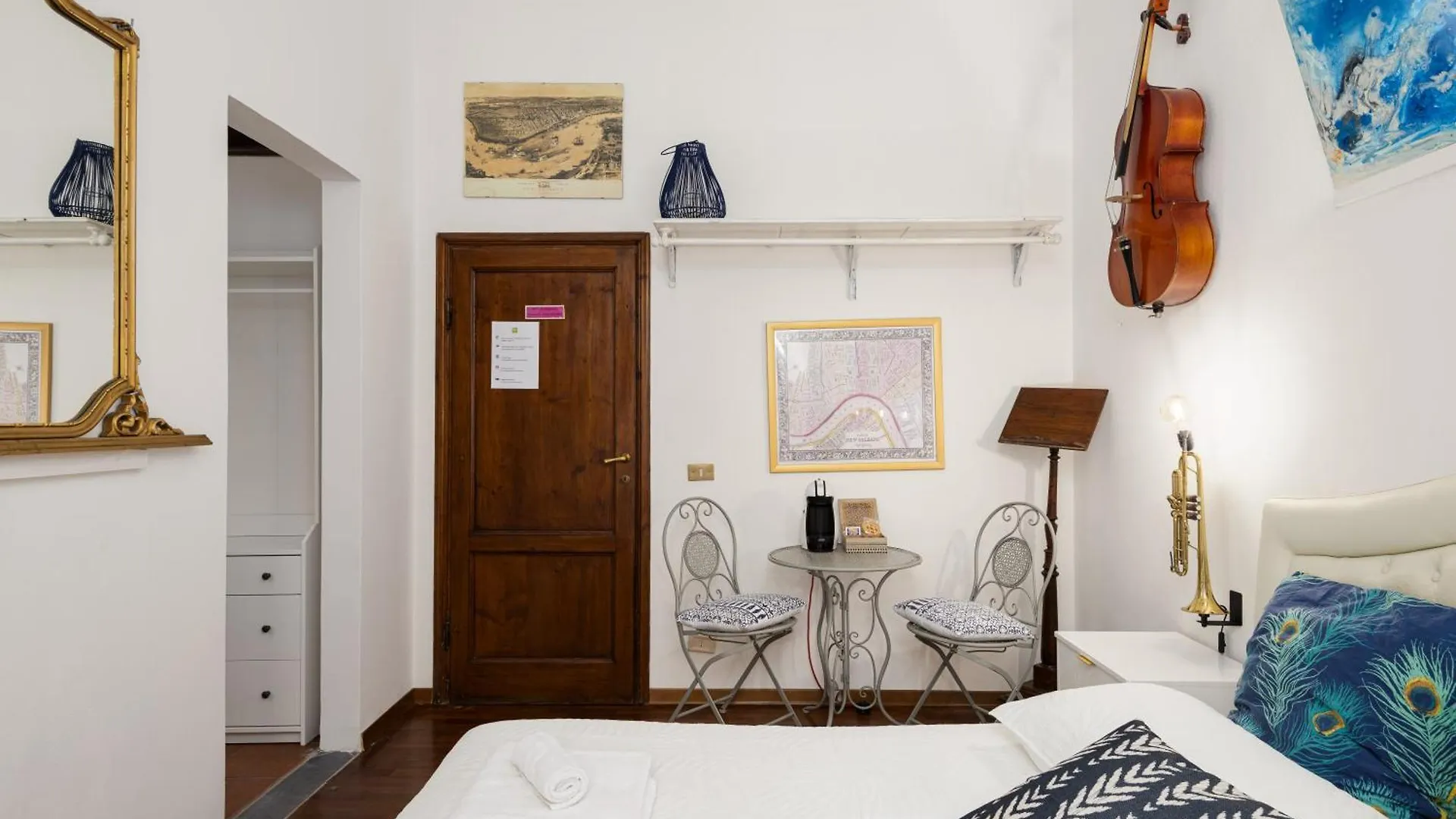 Bed & Breakfast Strange Uncle B&B Firenze Italia