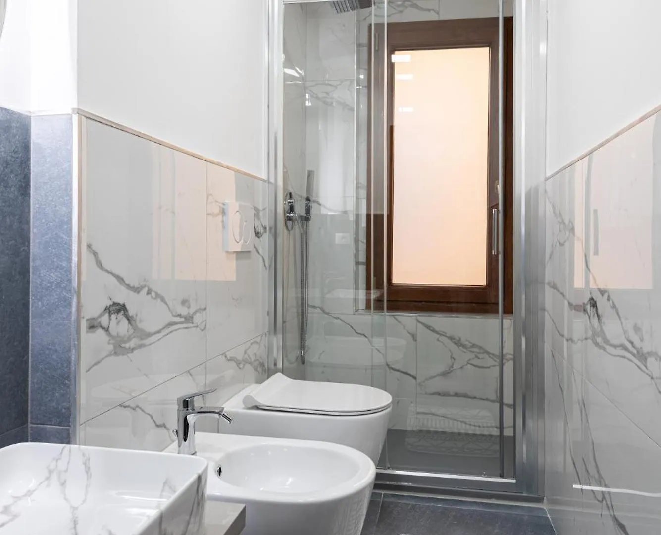 Strange Uncle B&B Firenze Italia