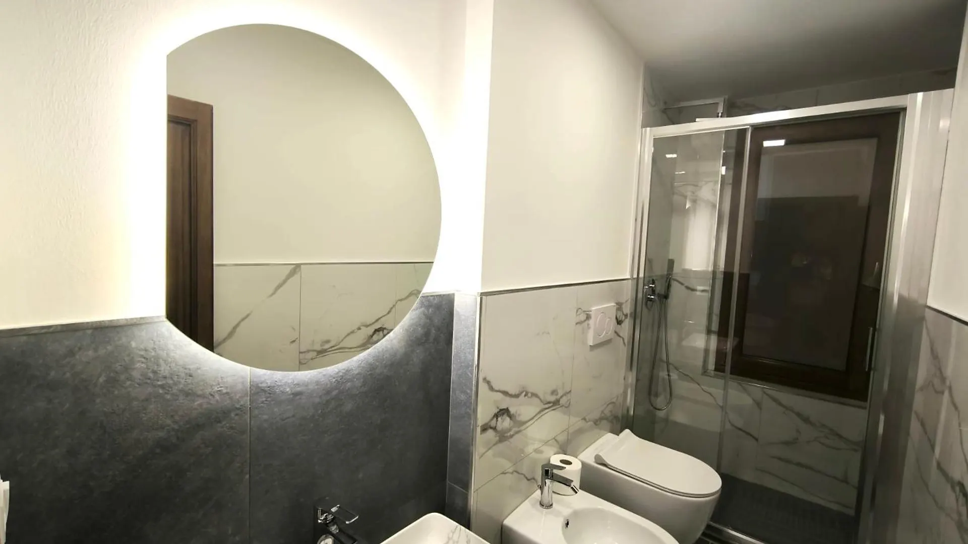 Bed & Breakfast Strange Uncle B&B Florence