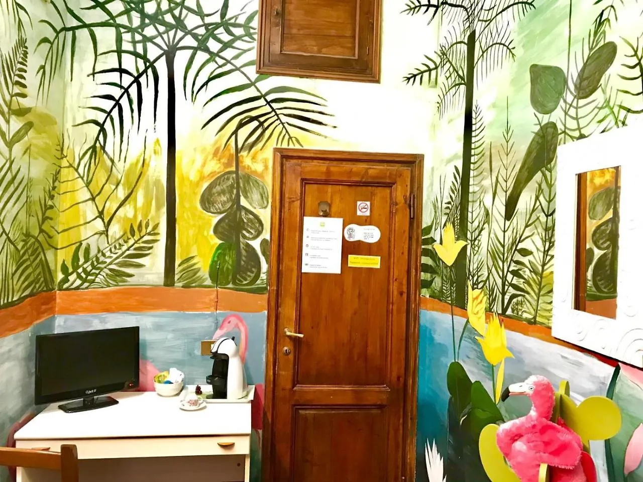 Bed & Breakfast Strange Uncle B&B Florence Italy