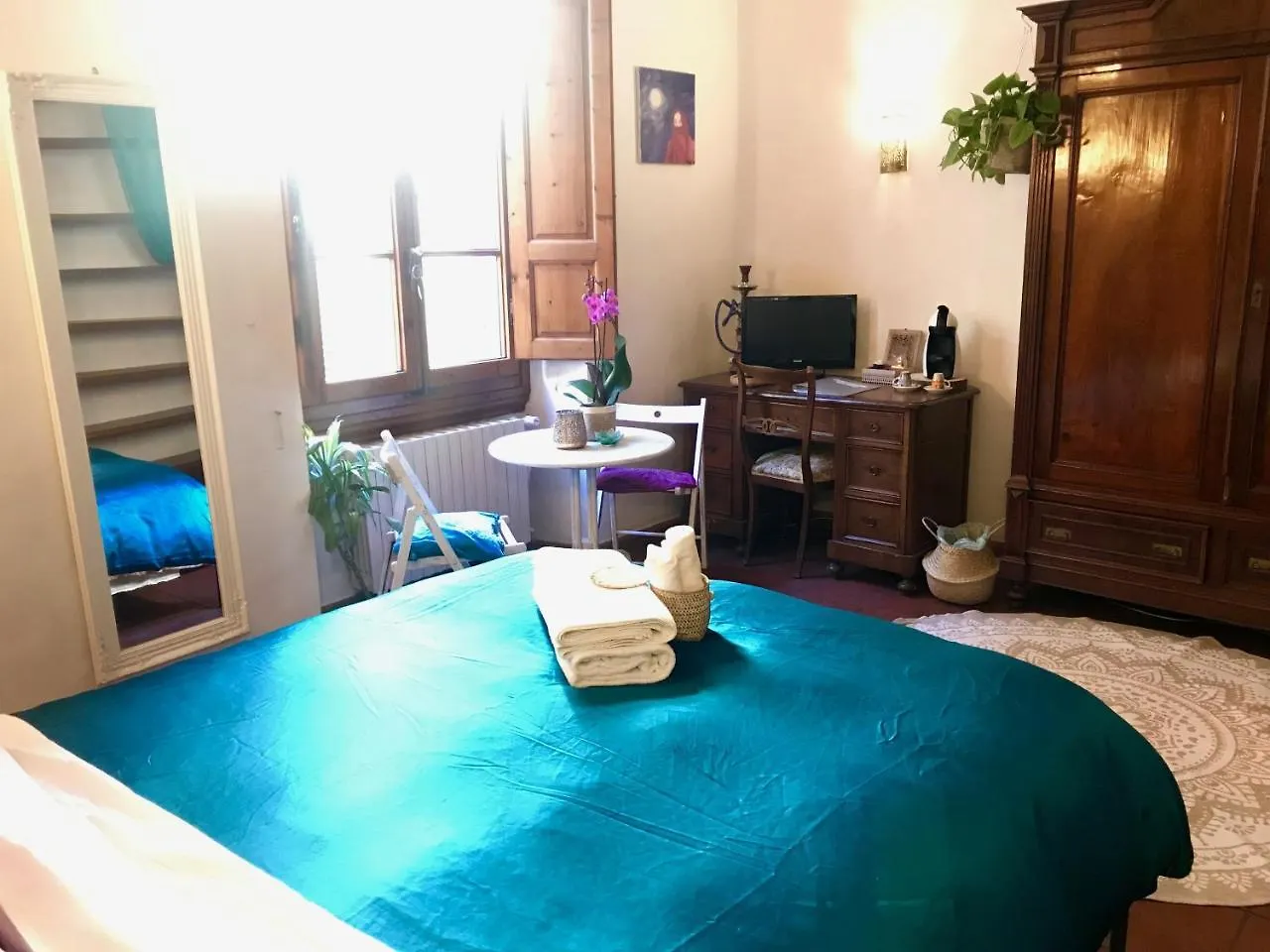 Strange Uncle B&B Florence Bed & Breakfast